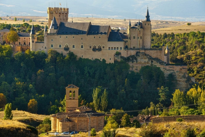 Alcazar-de-segovia-6722803_1920